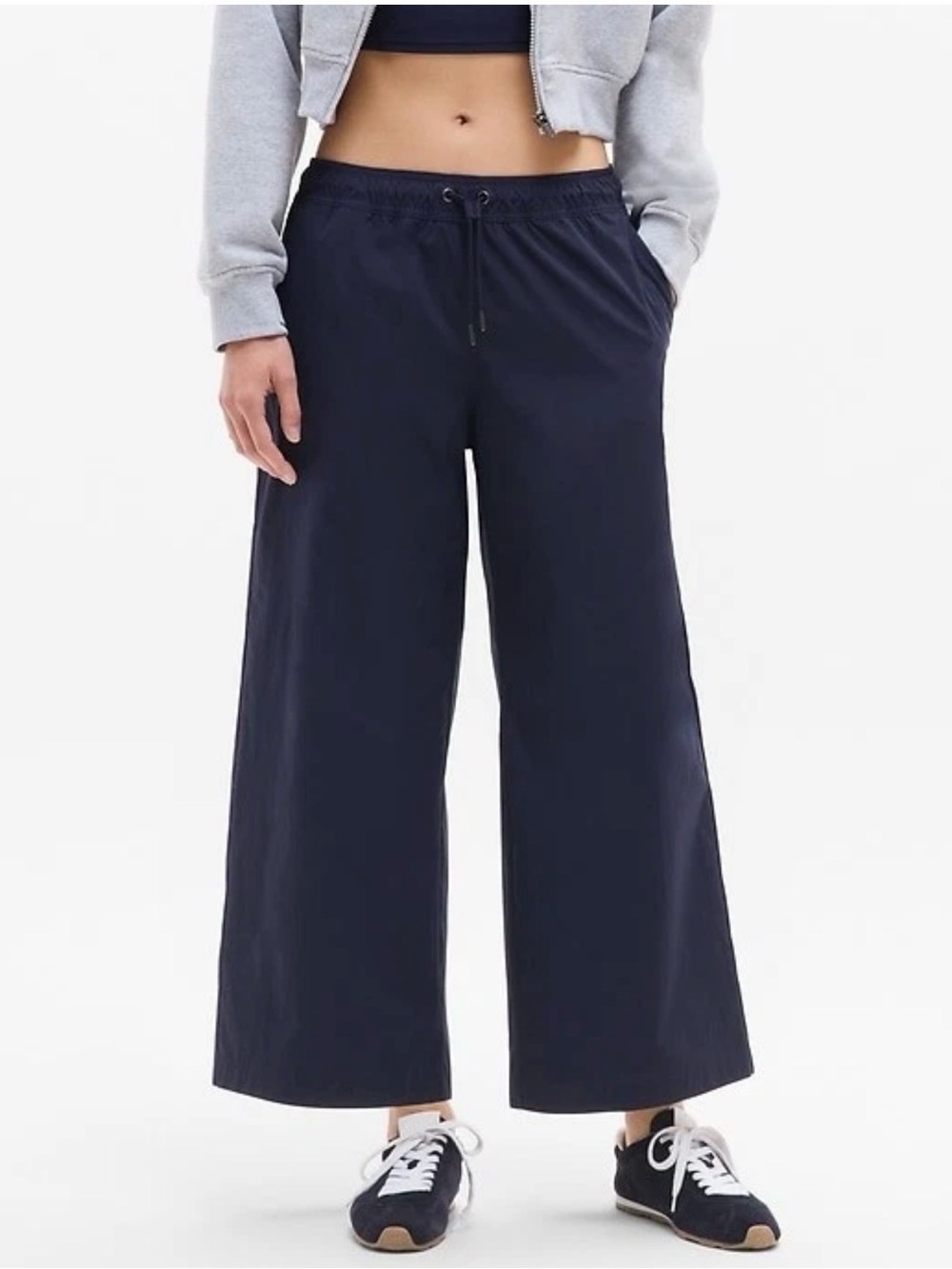 Athleta Midday Mid Rise Crop Poplin Pants Wide Leg Womens Small Tall Navy